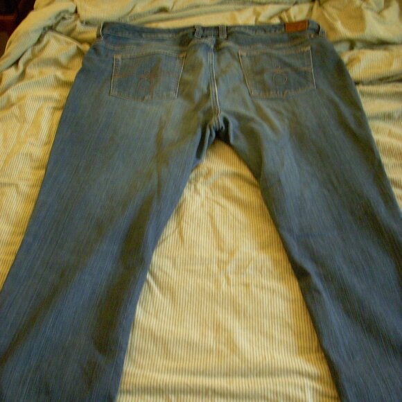 Lucky Brand Jeans Ginger Straight Leg - Picture 2 of 3